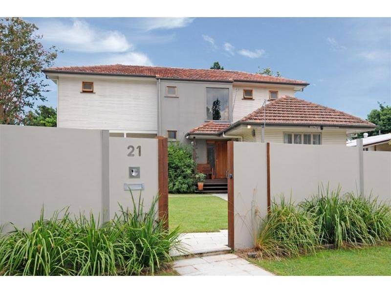21 Allamanda Street, Fairfield QLD 4103