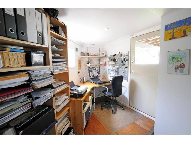 21 Allamanda Street, Fairfield QLD 4103