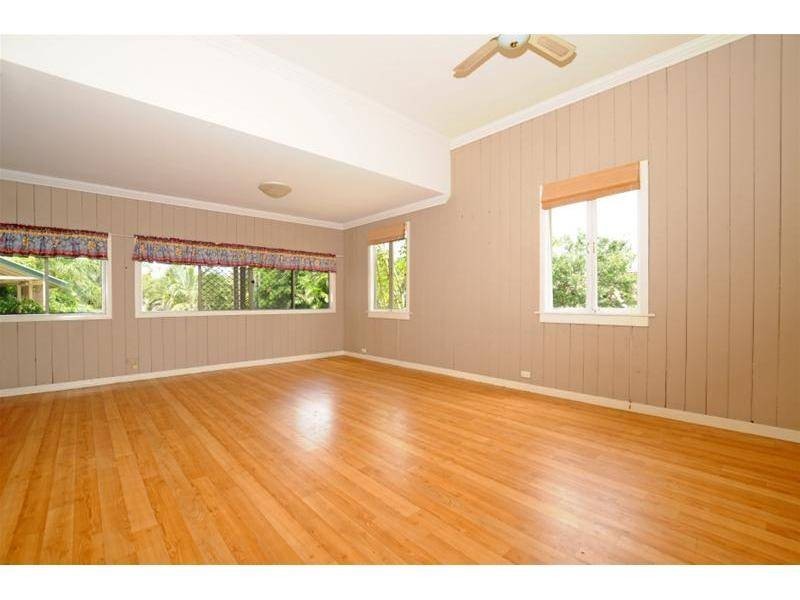 9 Ross Street, Woolloongabba QLD 4102