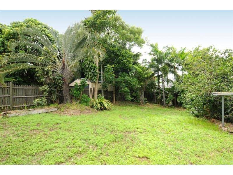 19 Heidelberg Street, East Brisbane QLD 4169