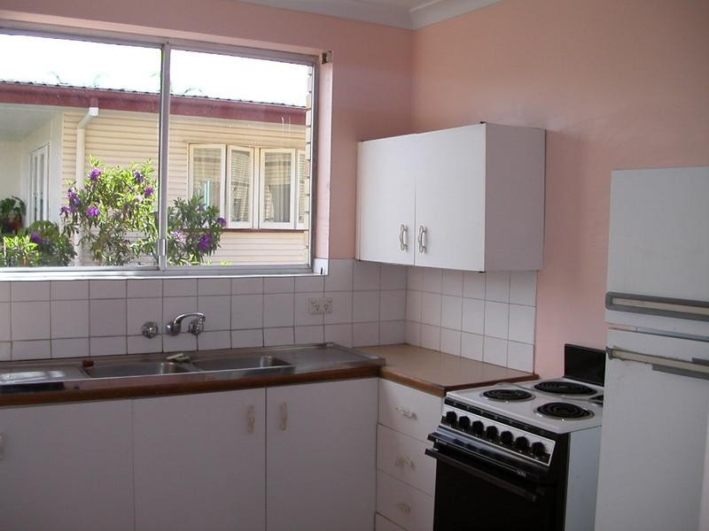 1/84 Kates Street, Morningside QLD 4170