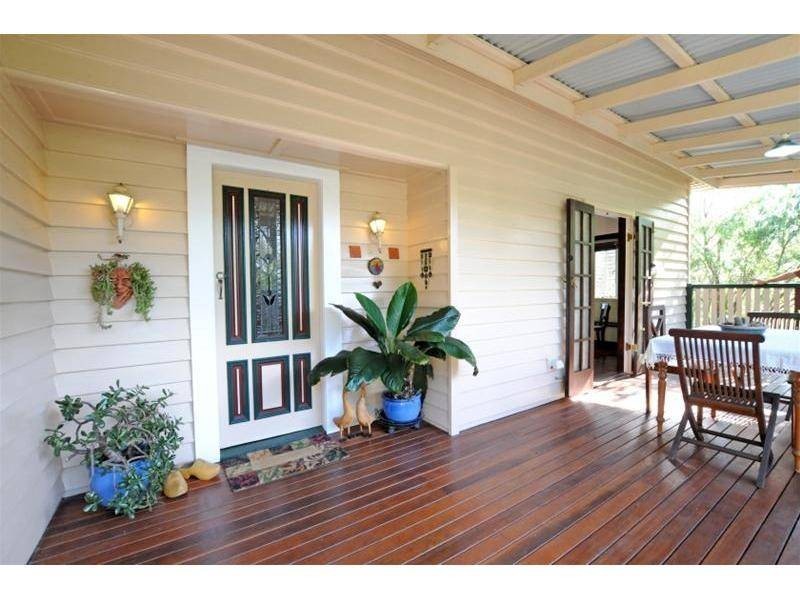 18 Cottenham Street, Fairfield QLD 4103