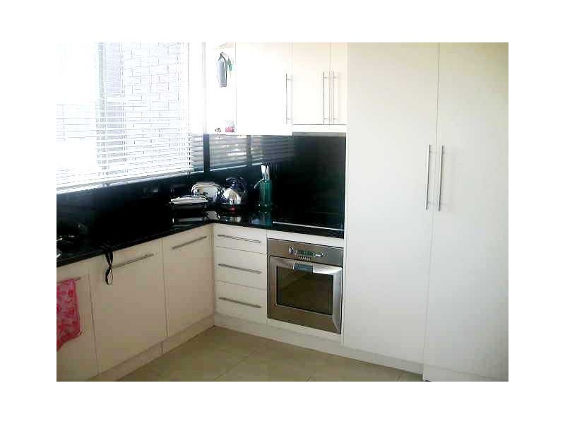 8/104 Dornoch Terrace, Highgate Hill QLD 4101