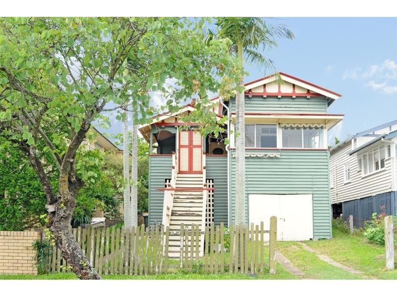 61 Raby Road, Coorparoo QLD 4151