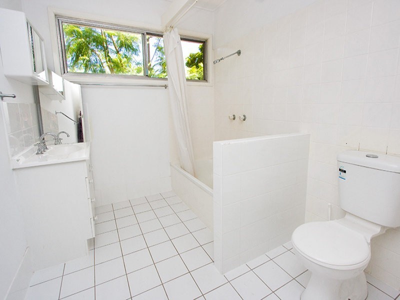 46 Almeida Street, Indooroopilly QLD 4068