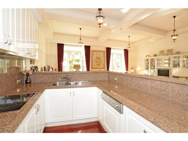 10/208 Adelaide Street, Brisbane QLD 4000