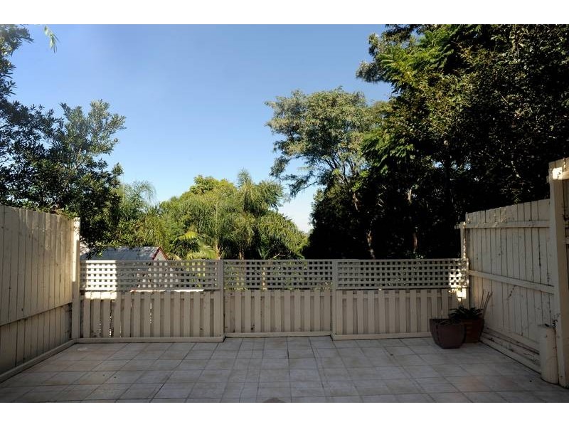 8/10 Beaconsfield Street, Highgate Hill QLD 4101