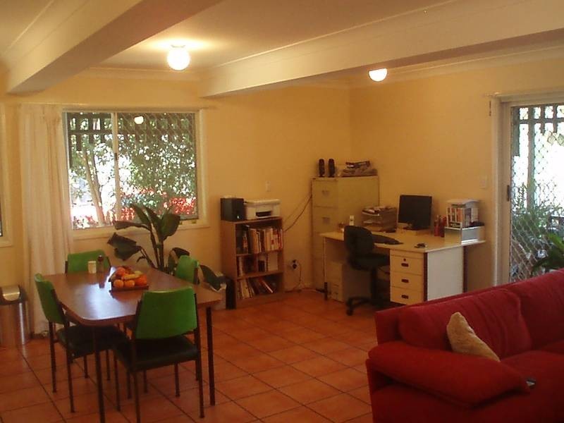 2/34 Pound Street, Dutton Park QLD 4102