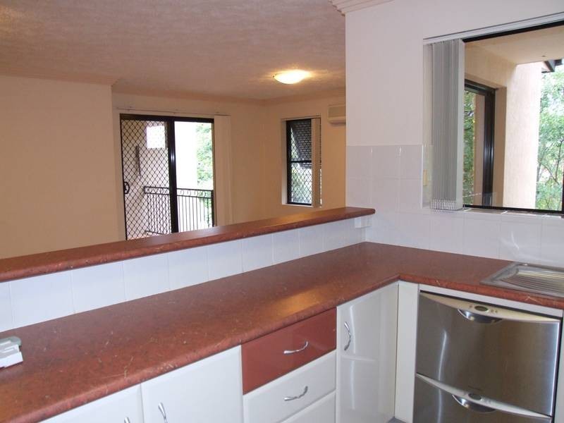 9/190 Wellington Road, East Brisbane QLD 4169