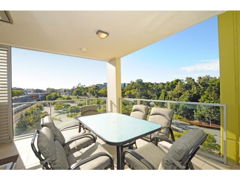7025/7 Parkland Boulevard, Brisbane QLD 4000