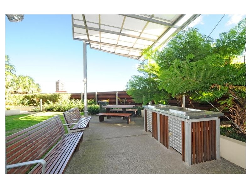 7025/7 Parkland Boulevard, Brisbane QLD 4000