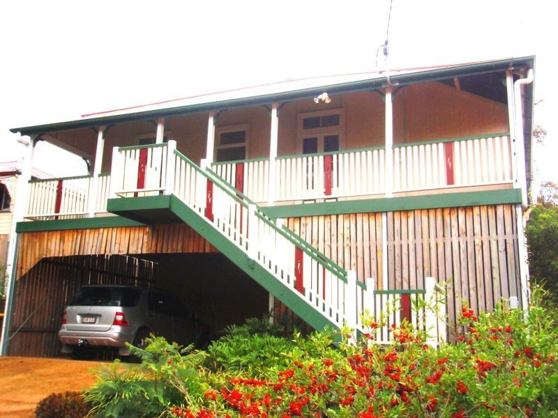 345 Oxley Road, Sherwood QLD 4075