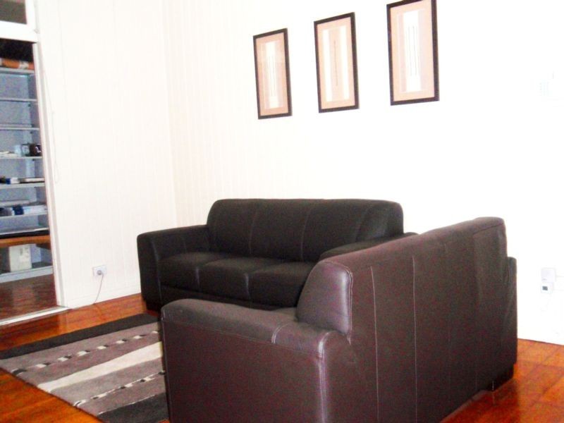 345 Oxley Road, Sherwood QLD 4075