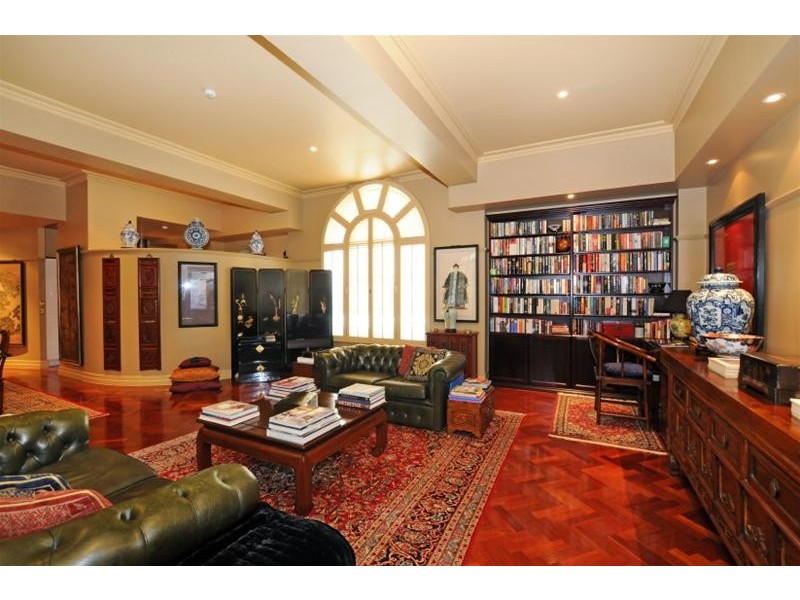 17/208 Adelaide Street, Brisbane QLD 4000