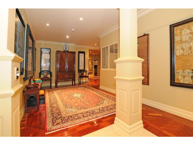 17/208 Adelaide Street, Brisbane QLD 4000