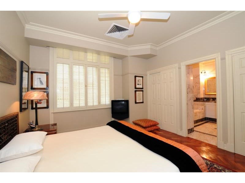 17/208 Adelaide Street, Brisbane QLD 4000