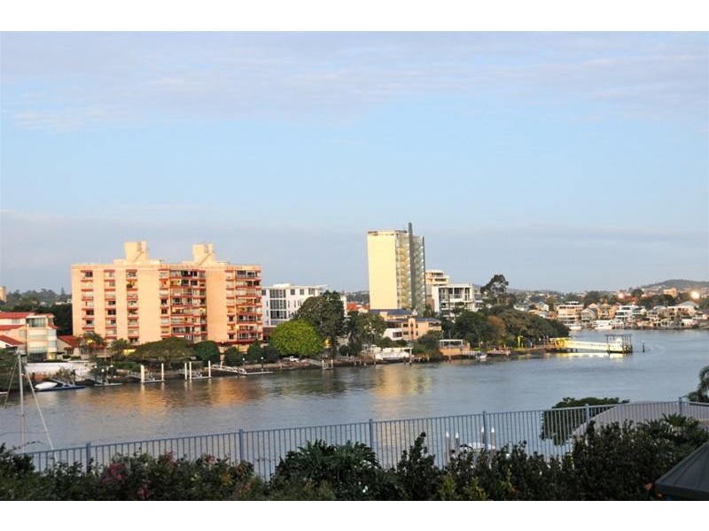 17/55 Darragh Street, Kangaroo Point QLD 4169