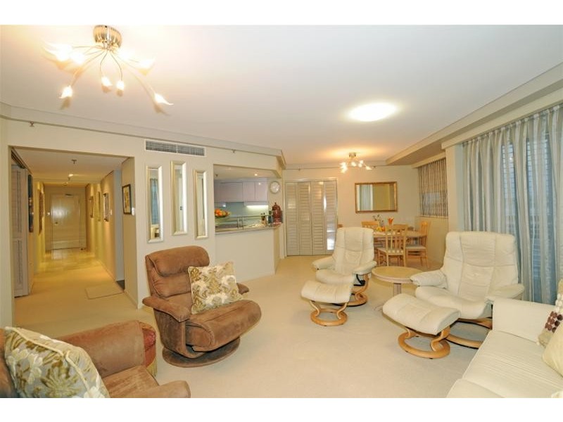 17/55 Darragh Street, Kangaroo Point QLD 4169