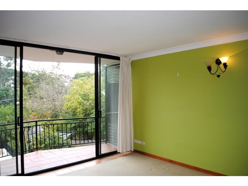 29/25 Dudley Street, Highgate Hill QLD 4101