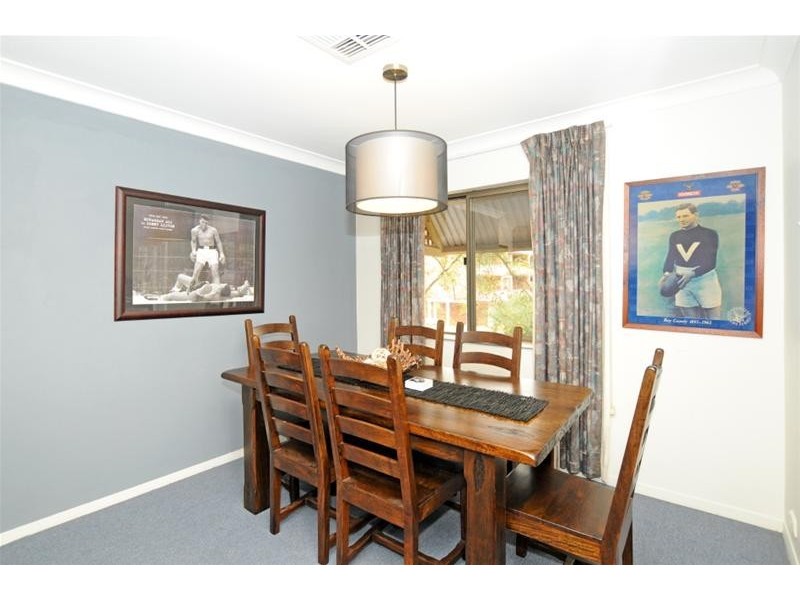 28 Sundridge Street, Taringa QLD 4068