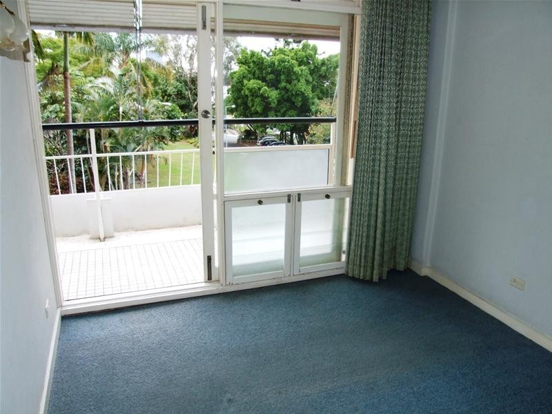 2 M/182 Dornoch Terrace, Highgate Hill QLD 4101