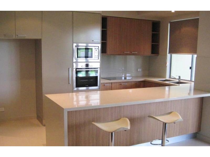 1/130 Gray Road, West End QLD 4101