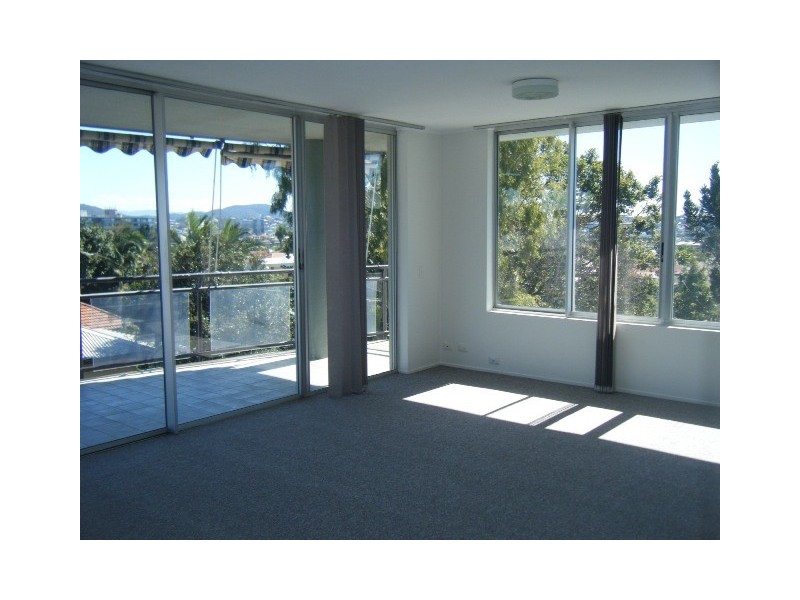 67 Hampstead, Highgate Hill QLD 4101