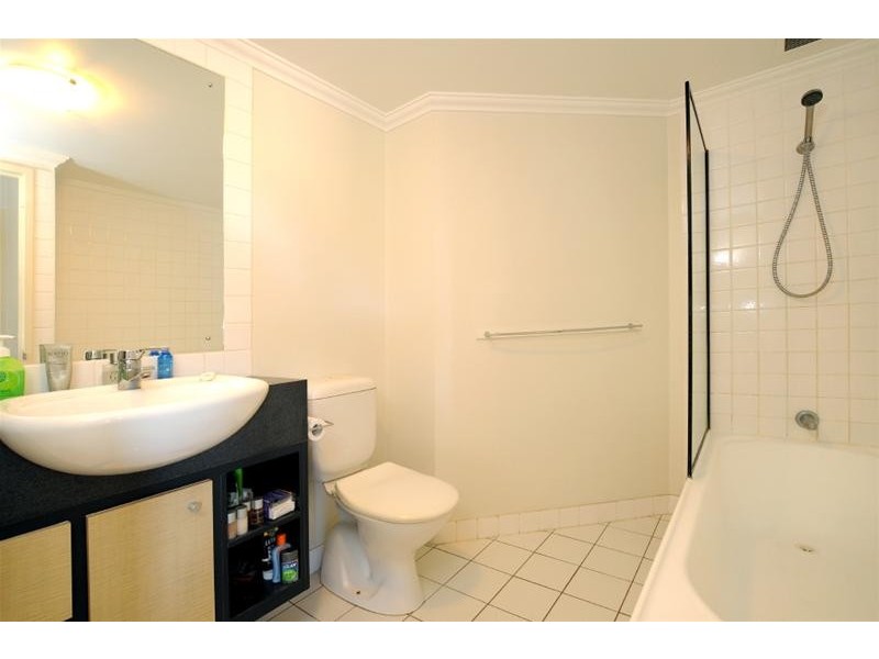 37/32 Mollison Street, South Brisbane QLD 4101