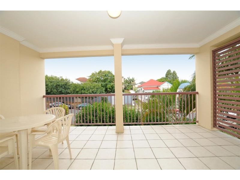 2/489 Vulture Street East, East Brisbane QLD 4169