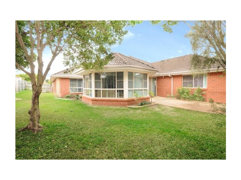 8 Albert Place, Parkinson QLD 4115
