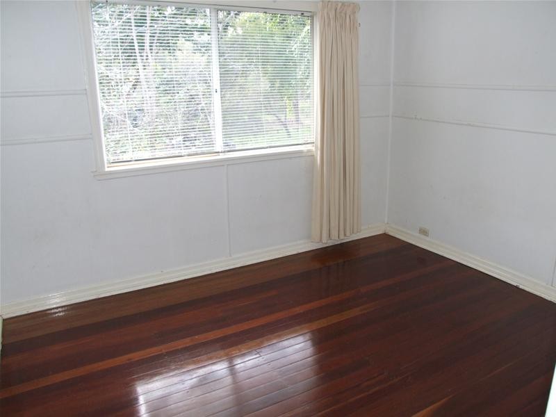 195 Strong Avenue, Graceville QLD 4075