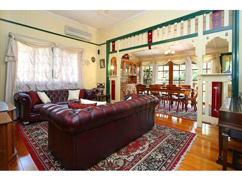 14 Arras Street, Yeronga QLD 4104