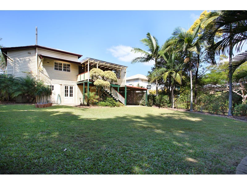 14 Arras Street, Yeronga QLD 4104