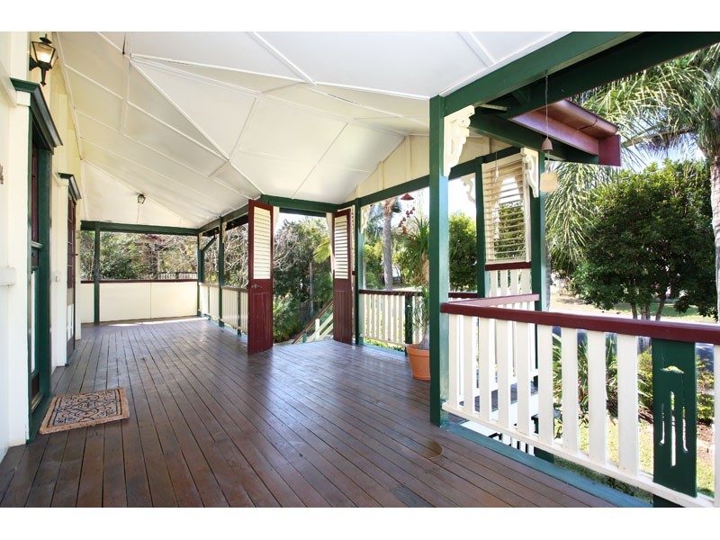 14 Arras Street, Yeronga QLD 4104