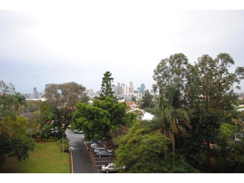 K4/182 Dornoch Terrace, Highgate Hill QLD 4101