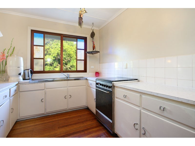 28 Mearns Street, Fairfield QLD 4103