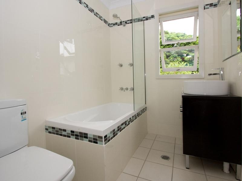108a Brougham Street, Fairfield QLD 4103