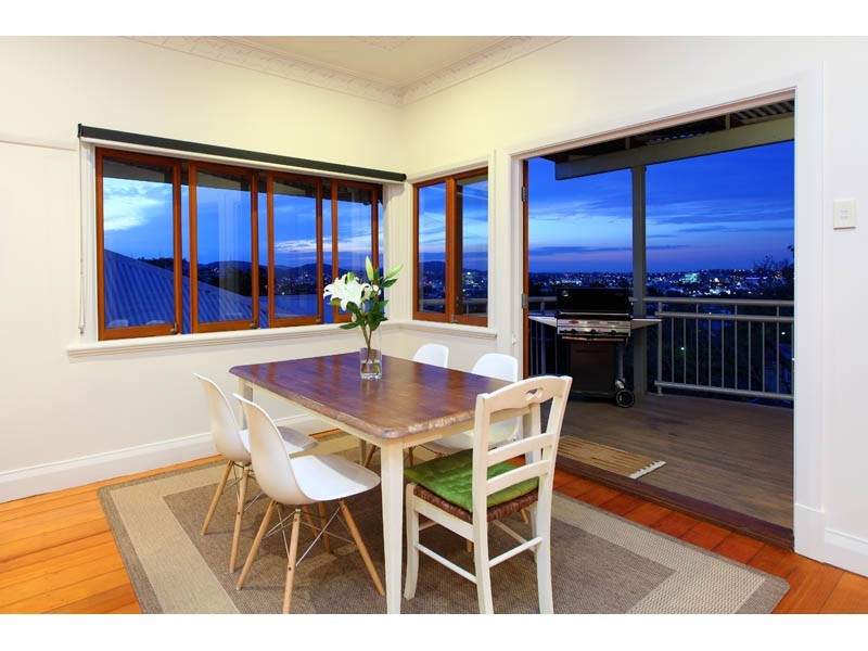 148 Dornoch Terrace, Highgate Hill QLD 4101