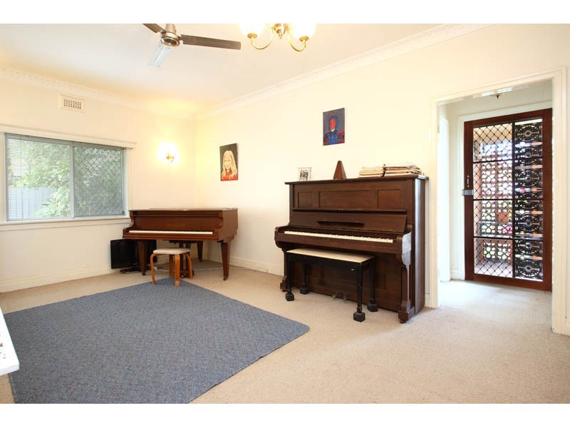 769 Oxley Road, Corinda QLD 4075