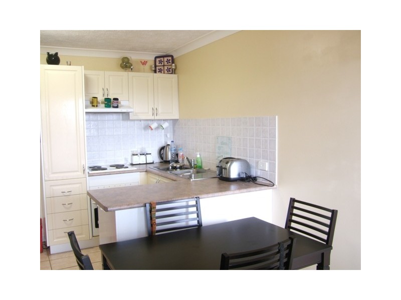 4/5 Wongarra St, Clayfield QLD 4011