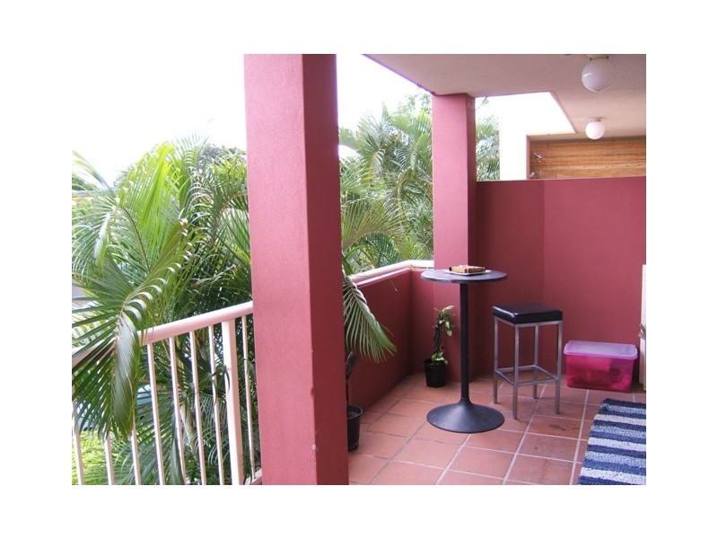 4/5 Wongarra St, Clayfield QLD 4011