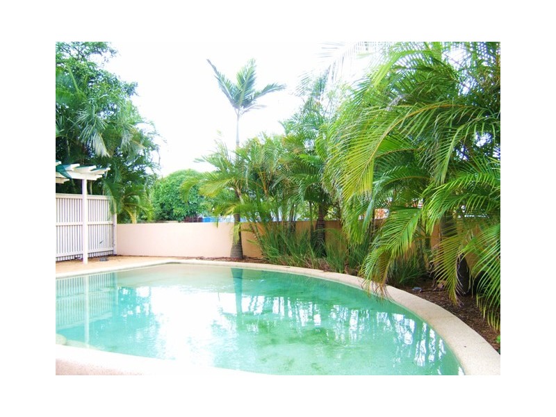 4/5 Wongarra St, Clayfield QLD 4011