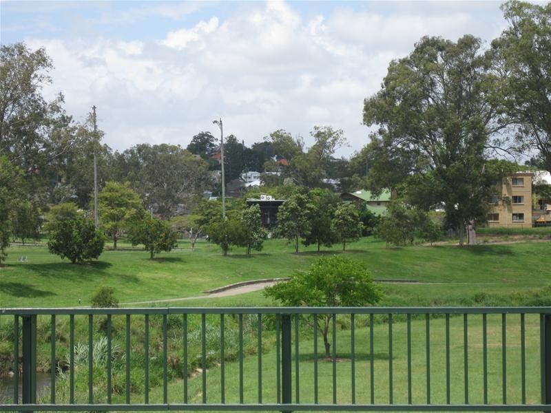 2/48 Barron Street, Gordon Park QLD 4031