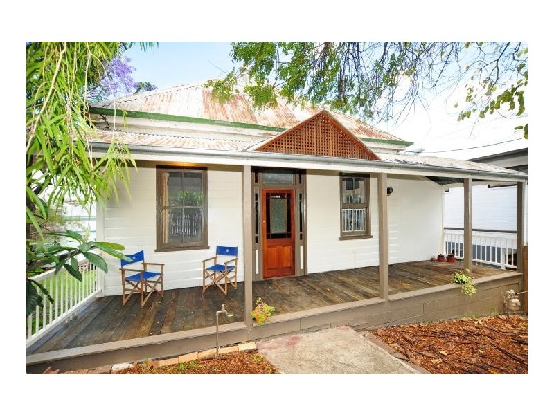 47 Laura Street (enter from Strath Street), Highgate Hill QLD 4101