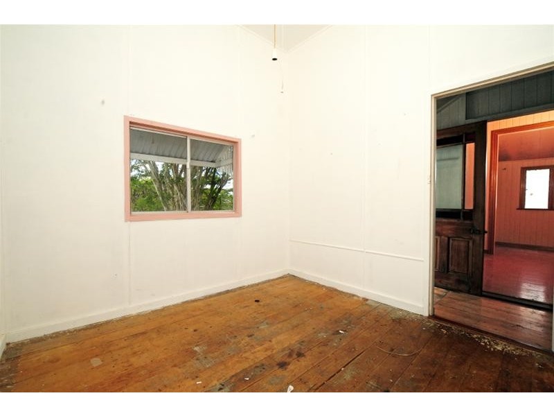 47 Laura Street (enter from Strath Street), Highgate Hill QLD 4101