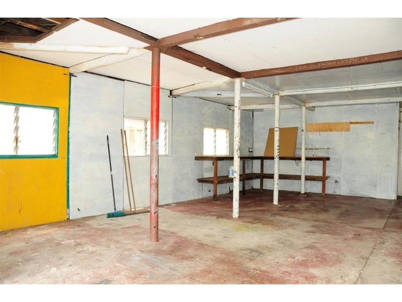 47 Laura Street (enter from Strath Street), Highgate Hill QLD 4101