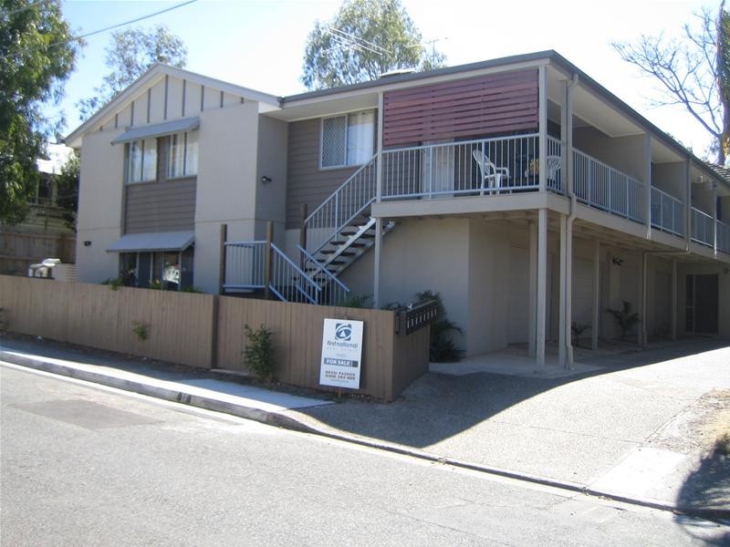 2/58 Ross Street, Woolloongabba QLD 4102