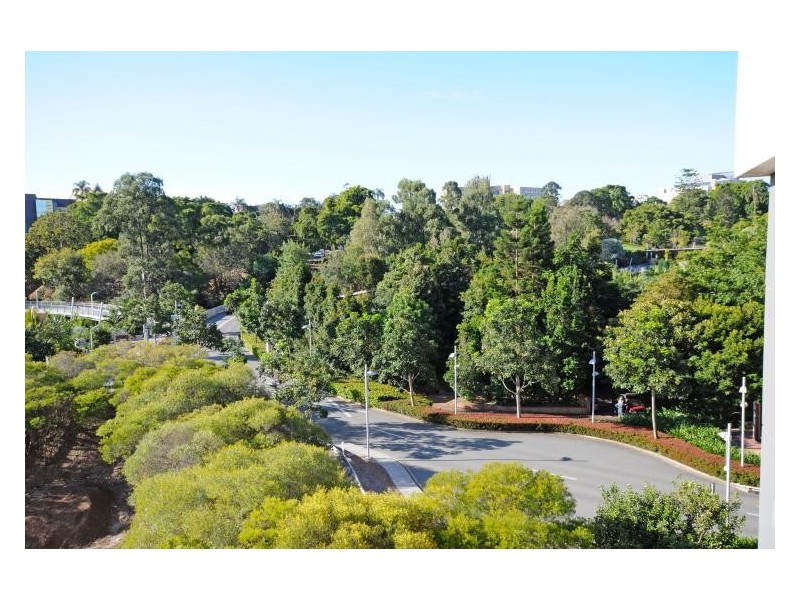 7019/7 Parkland Boulevard, Brisbane QLD 4000