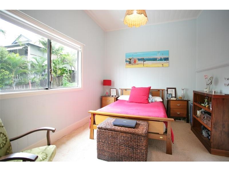 31 Laura Street, Highgate Hill QLD 4101