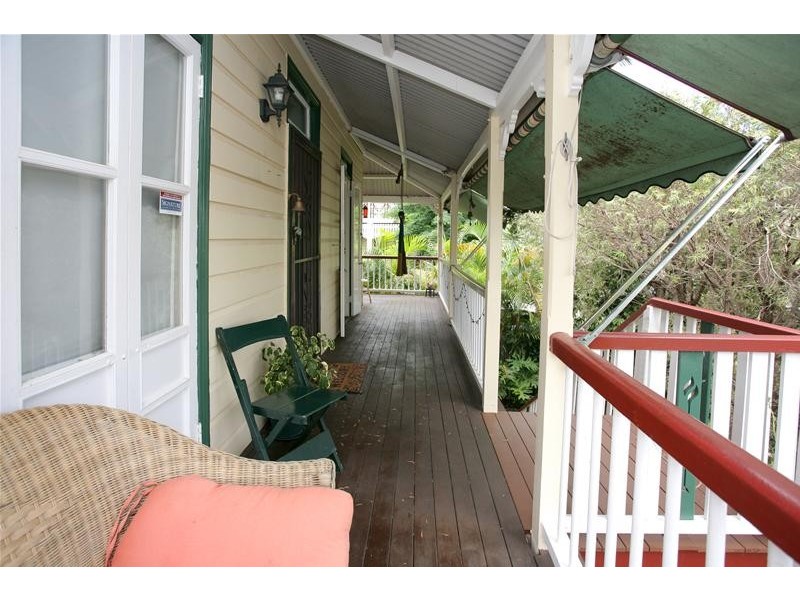 31 Laura Street, Highgate Hill QLD 4101